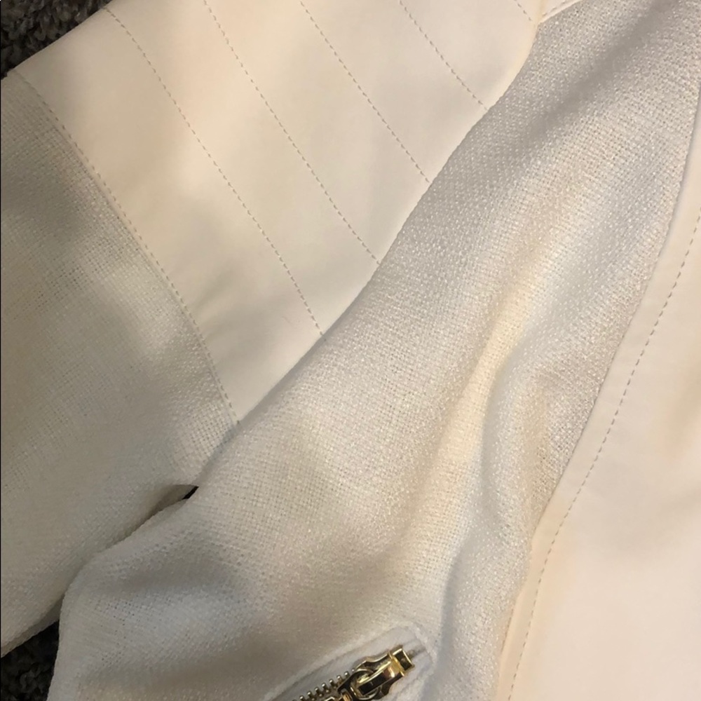 White jacket - Picture 3 of 4